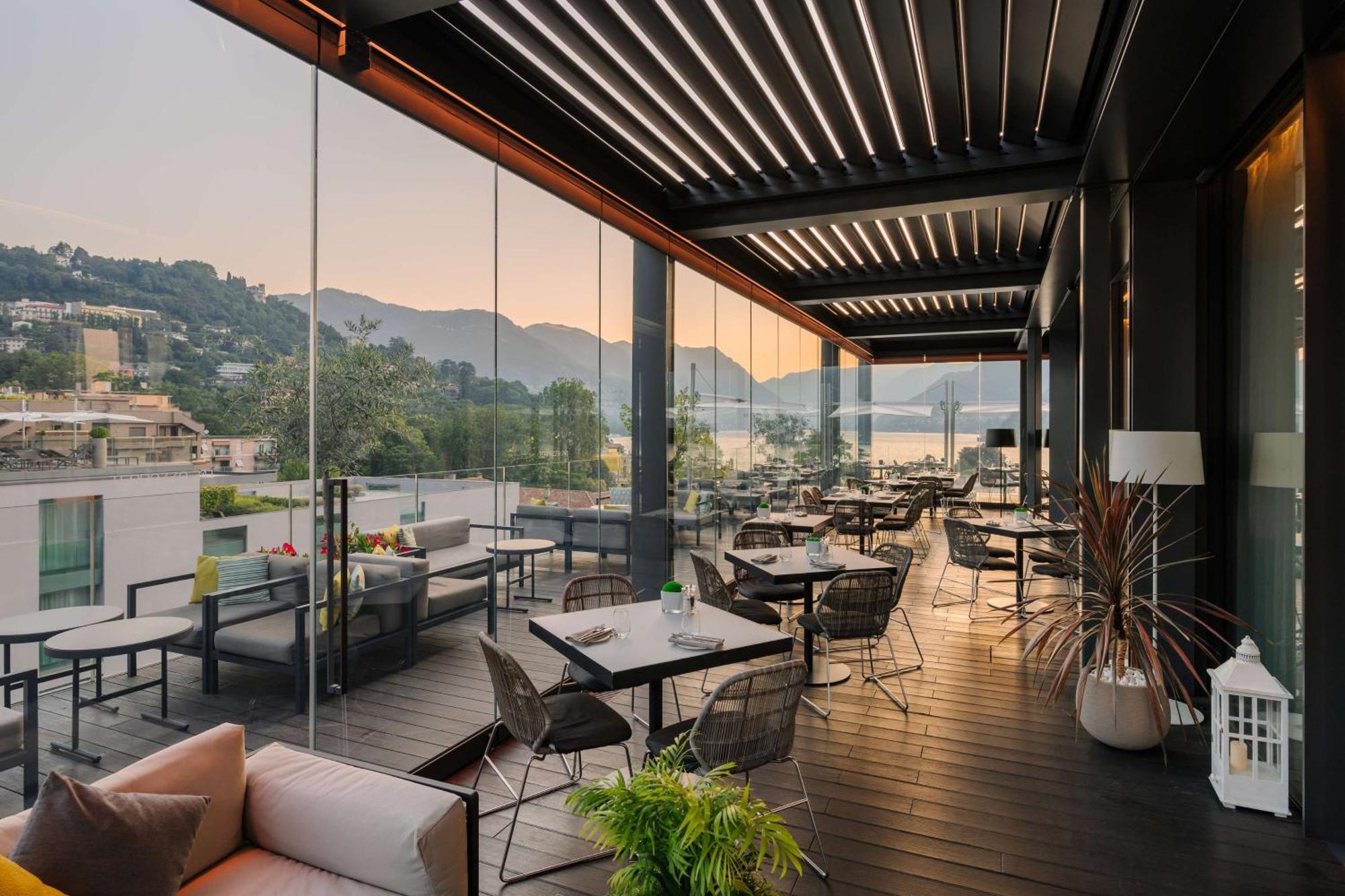 Hilton Lake Como Hotel Exterior photo