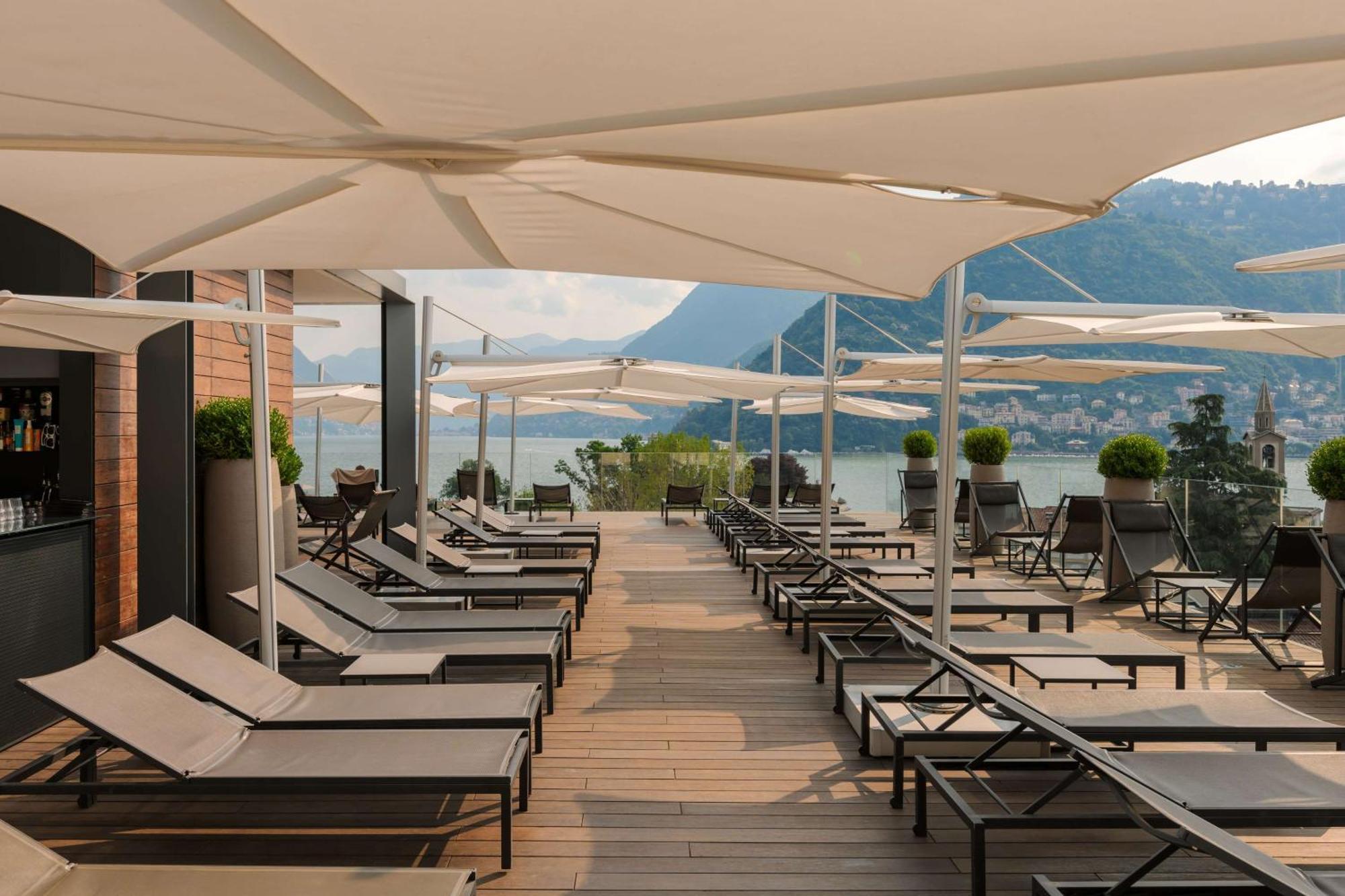 Hilton Lake Como Hotel Exterior photo