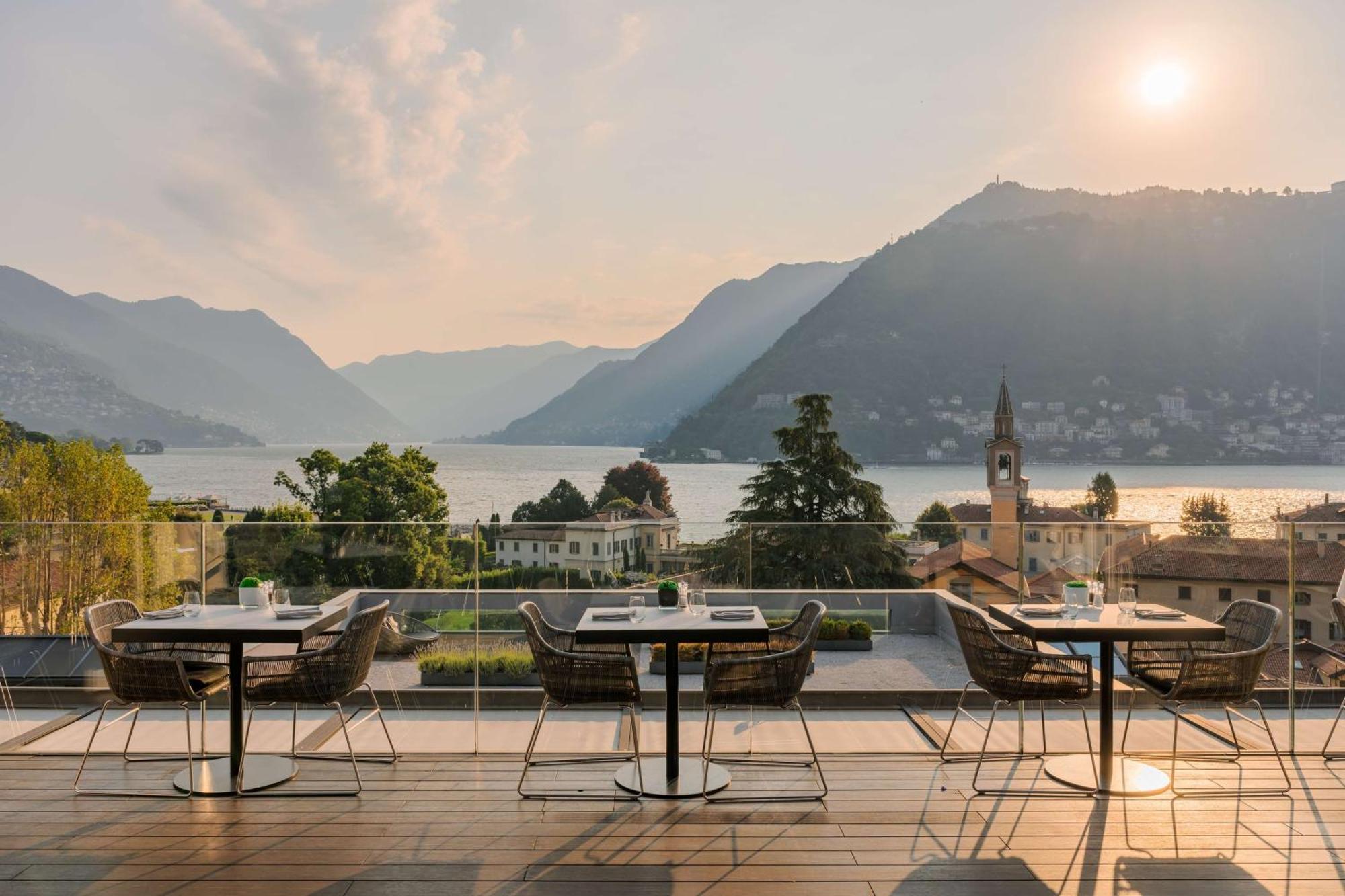 Hilton Lake Como Hotel Exterior photo